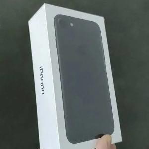 Смартфон Apple iPhone 7