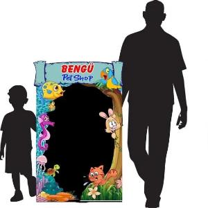 Рекламный пилоны для магазинов, кафе и тд объемными фигурами