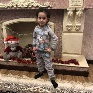 Bolalar uchun sport kostyumi