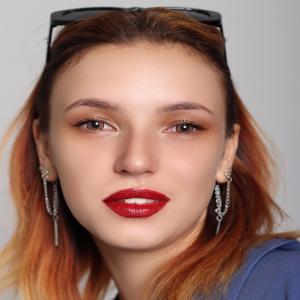 PEAR BROWN 0.00 2PS с Каплей Цветные КАРИЕ линзы, 2 Линзы+Капли для глаз в Подарок.