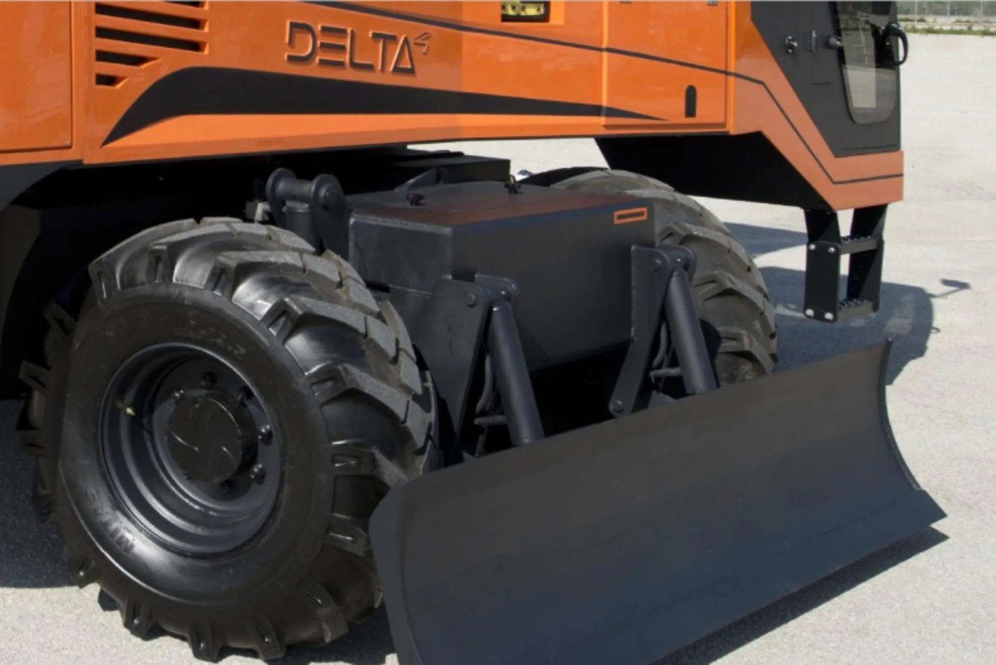 Davino Delta 4 o'z-o'zidan yuklanadigan beton aralashtirgich