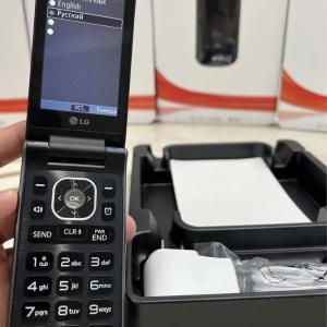 Смартфон LG LG