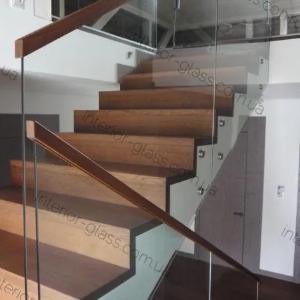 Стеклянные перила