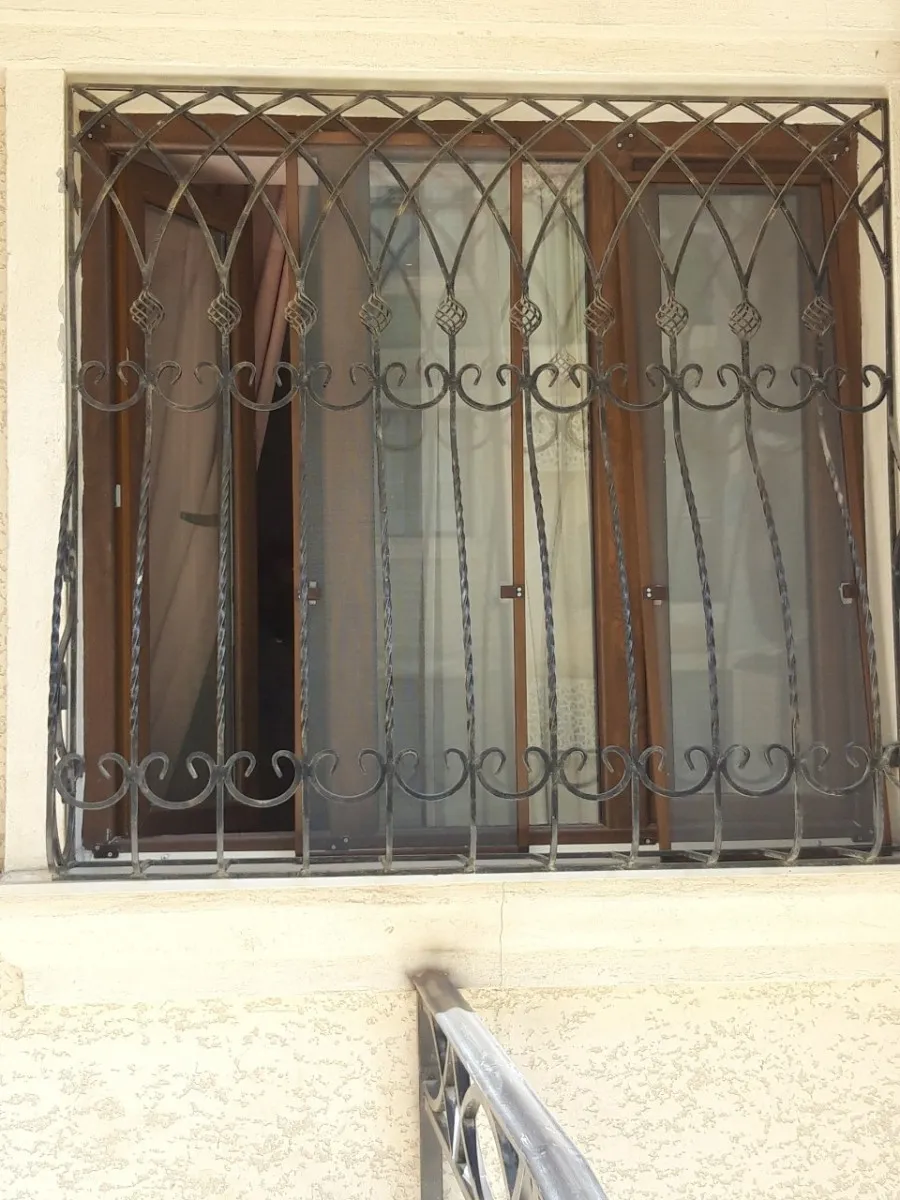 Derazalar uchun panjaralar
