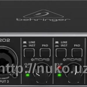 Внешний USB аудиоинтерфейса Behringer U-Phoria UMC202HD