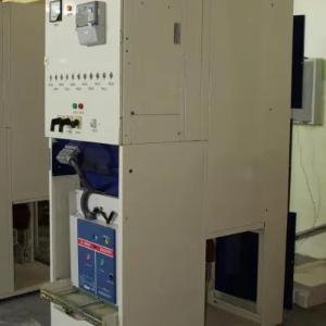 To'liq kommutator K-63