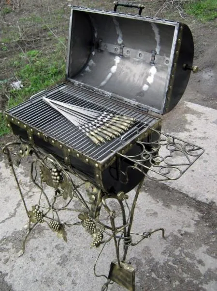 Metall barbekyu