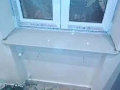 Sun'iy kvarts toshidan yasalgan deraza tokchalari