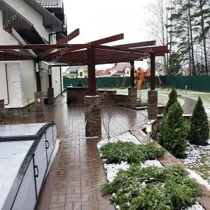 Hovuz uchun pergola tizimi