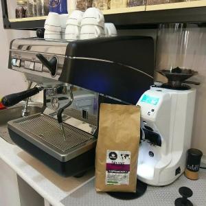 Кофемашина Nuova Simonelli Appia II 1gr S с кофемолкой