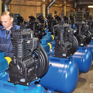 Kompressor agregatlari va stantsiyalar uchun kombinatsiyalangan sovutish moslamalari