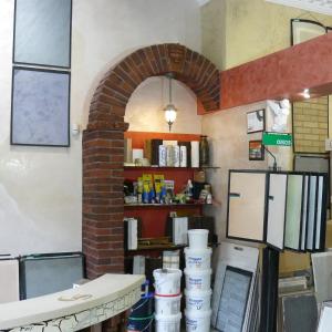 Декор-центр Oikos. Подбор красок. Венецианская штукатурка из Италии.