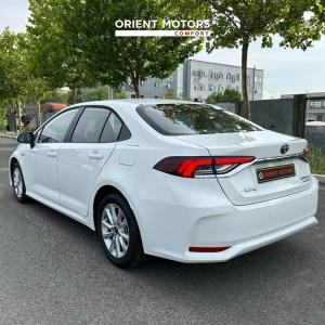 Автомобиль Toyota Corolla Hybrid 1.8L E-CVT ELITE VERSION 2023 (Гибрид)