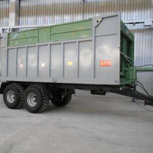 PSS-15 qishloq xo'jaligi yarim tirkamasi (Belarus)