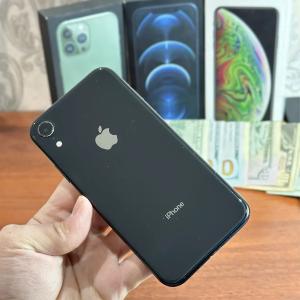 Смартфон Apple iPhone XR