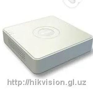 Видеорегистратор  DS-7104HGHI-F1