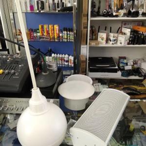 Потолочные подвесные навесные всепогодные колонки усилители