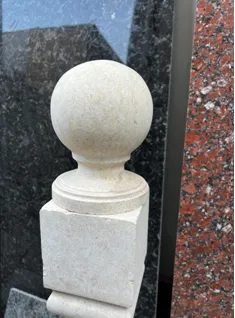 Travertin baluster
