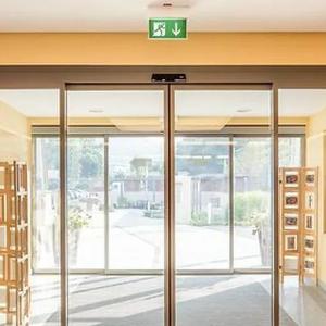 Сенсорные автоматические раздвижные двери