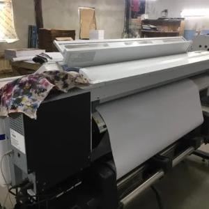 ROLAND UV tekis yotoqli keng formatli printerlar