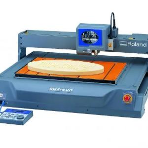 ROLAND o'yma va frezalash mashinalari