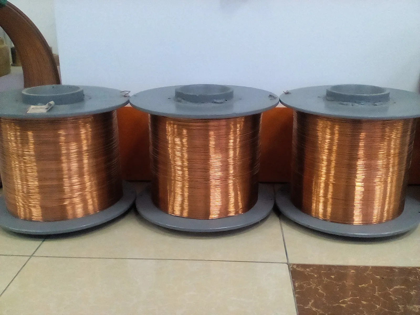 Sirlangan mis simli PETV-2 diametri 0,67 dan 1,40 gacha (o'rash)