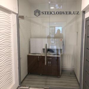 Бескаркасные стеклянные перегородки