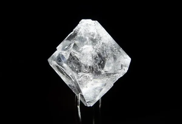 Alyuminiy sulfat kristalli