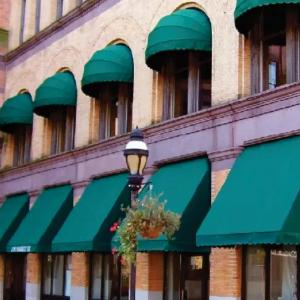 Овальные тентовые навесы