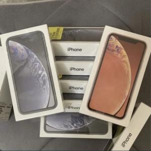 Смартфон Apple iPhone XR