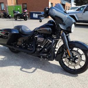 Harley-Davidson Street Glide Special 114 mototsikli