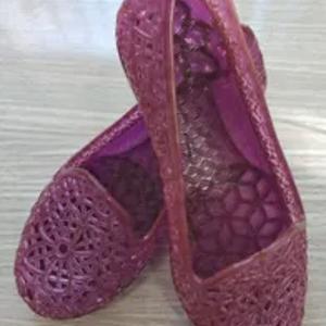 Gulli ayollar yozgi shippaklari