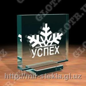 Статуэтки из стекла