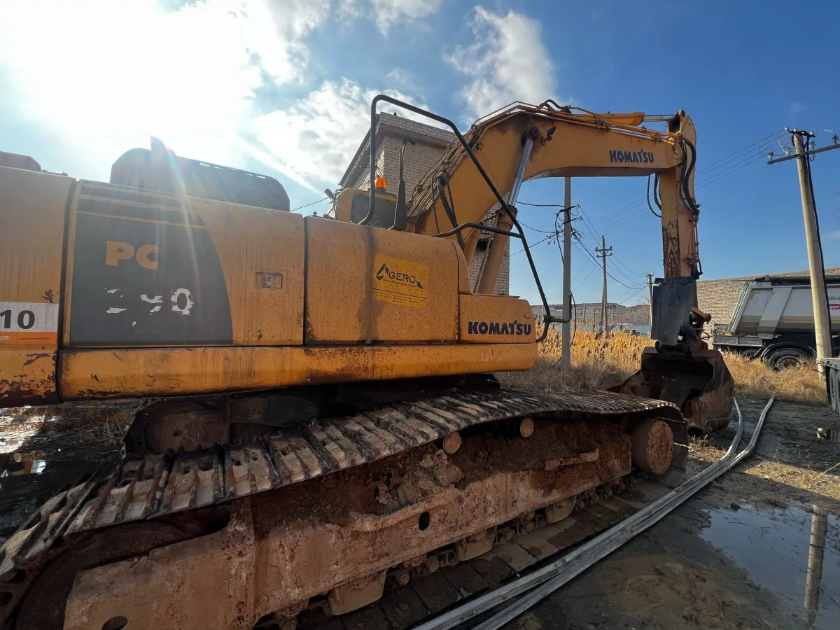 Гусеничный экскаватор Komatsu PC 290LC-8
