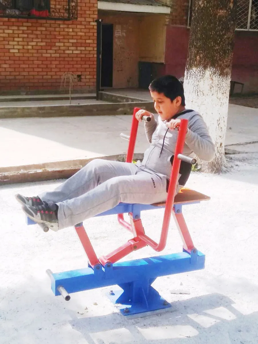 KiF bolalar sport maydonchalari