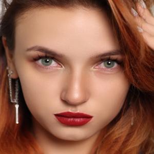 S1-305 GREEN  0.00 Цветные ЗЕЛЕНЫЕ контактные линзы, для красоты. 1 Линза