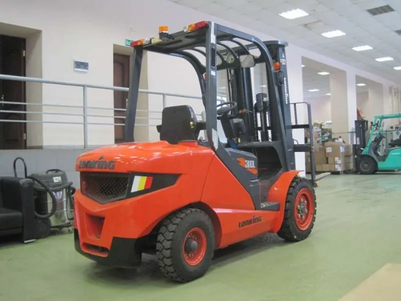 Вилочный погрузчик «Lonking LG 30 DT»