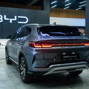Электромобиль BYD SONG PLUS EV CHAMPION (520km Flagship)