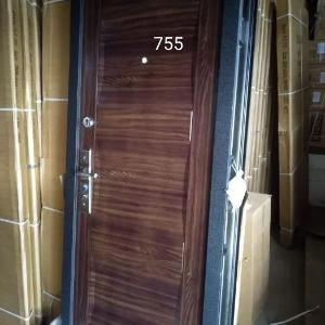 Двери Железные Металлические Китайские и Российские Входные