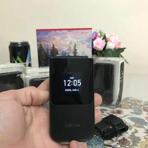 Смартфон Nokia 2720 Flip