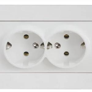 Topraklama bilan ikkita rozetka