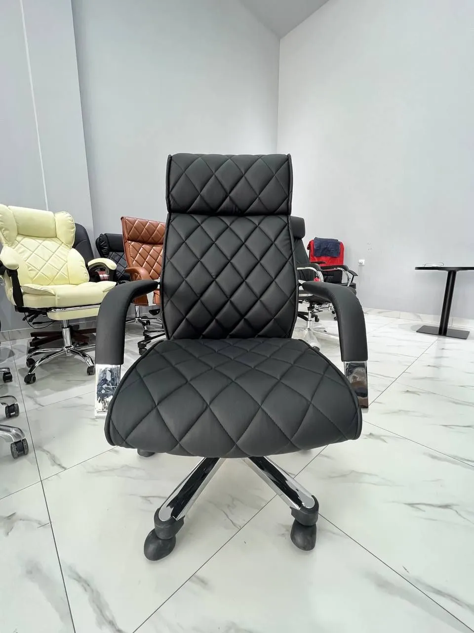 Ofis kafedrasi daymend