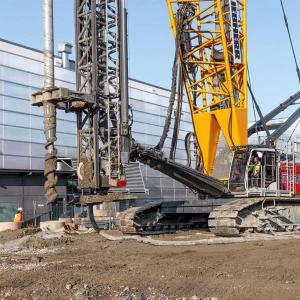 Сваебойная установка LIEBHERR
