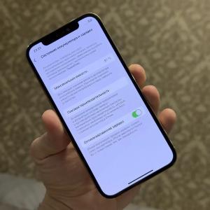 Смартфон Apple iPhone 12 Pro