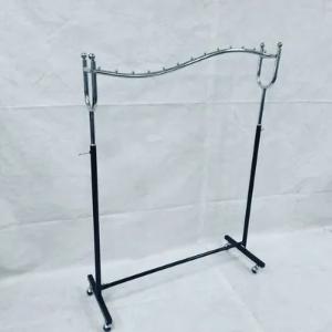 Zamin uchun kiyim ilgichi