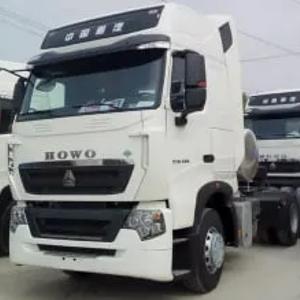 Тягач HOWO T7
