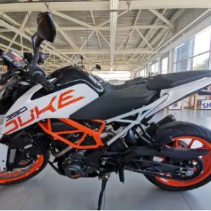 Теплопанели для автосалонов