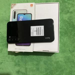 Смартфон Xiaomi Redmi Note 8 4/64GB
