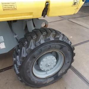 Телескопический дизельный подъемник JLG 660 SJ