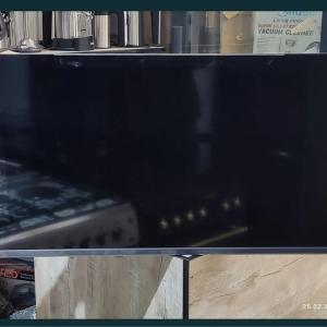 Телевизор Samsung 32"